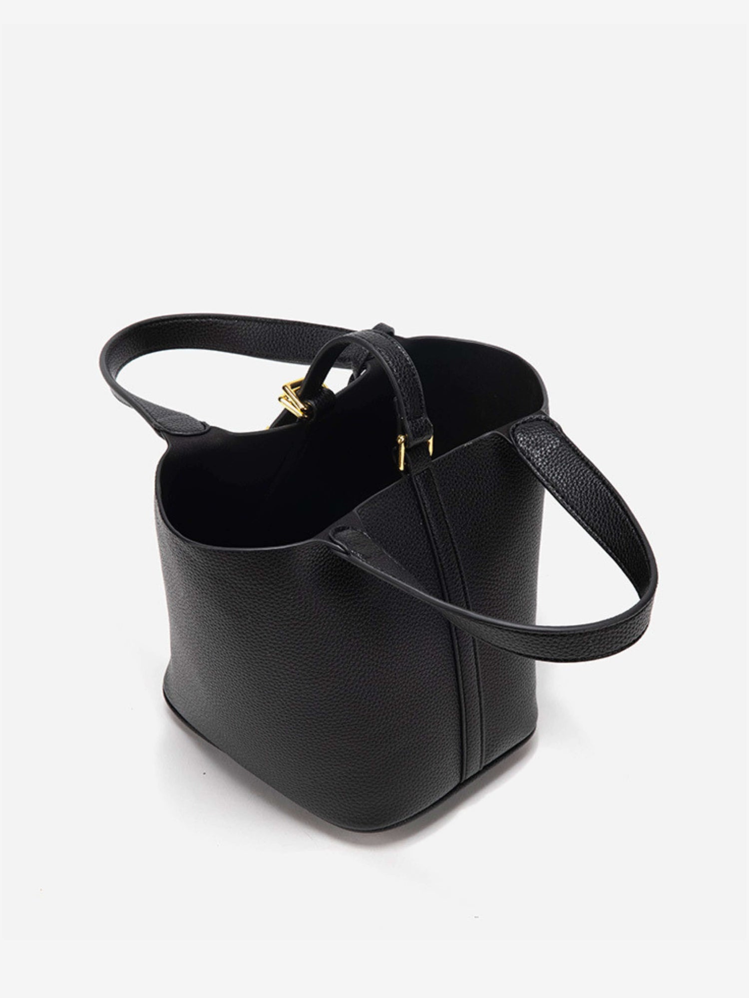 Lia Bucket Bag